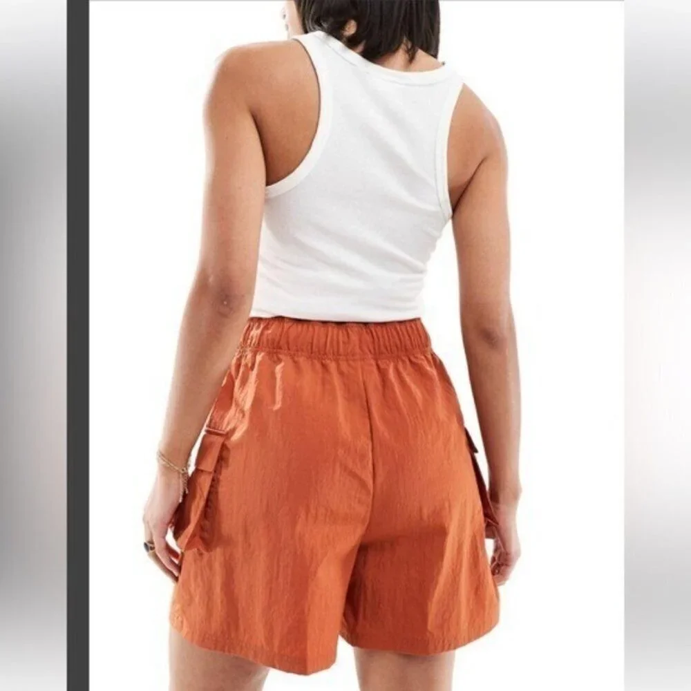 NIKE Women’s Woven High Rise Loose Fit Shorts Rust Brown NEW